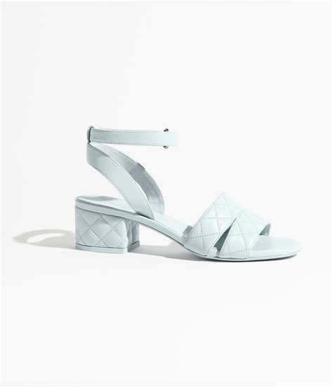 chanel sandalen blau